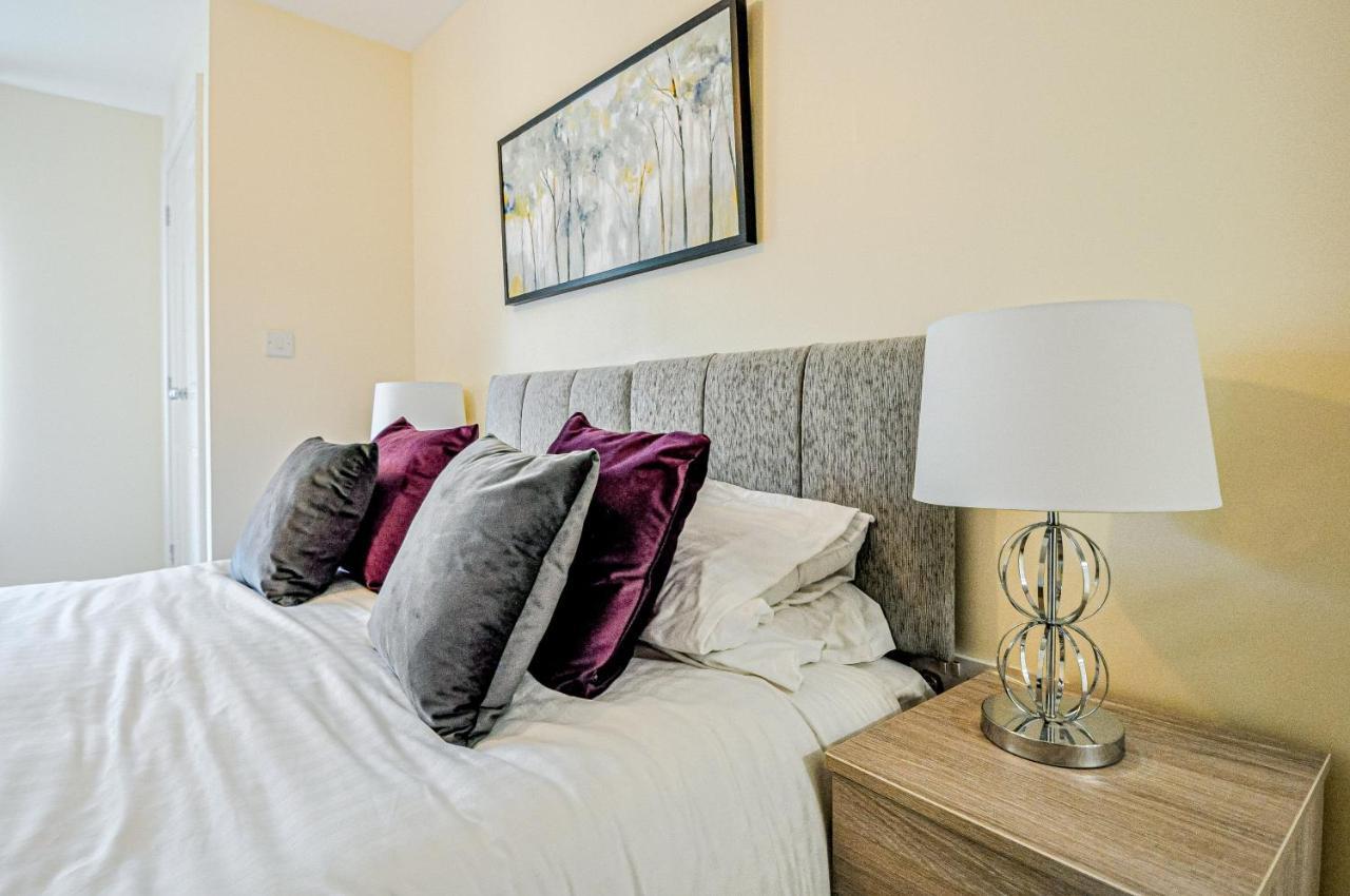 Kings Quarter - Four Bed Apartment - #0202 Maidenhead Ngoại thất bức ảnh