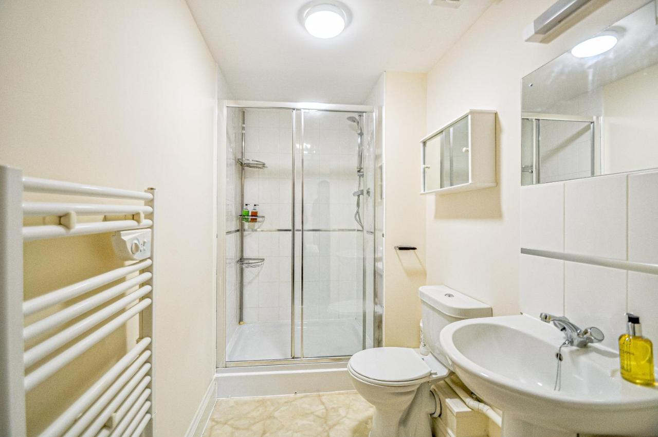 Kings Quarter - Four Bed Apartment - #0202 Maidenhead Ngoại thất bức ảnh